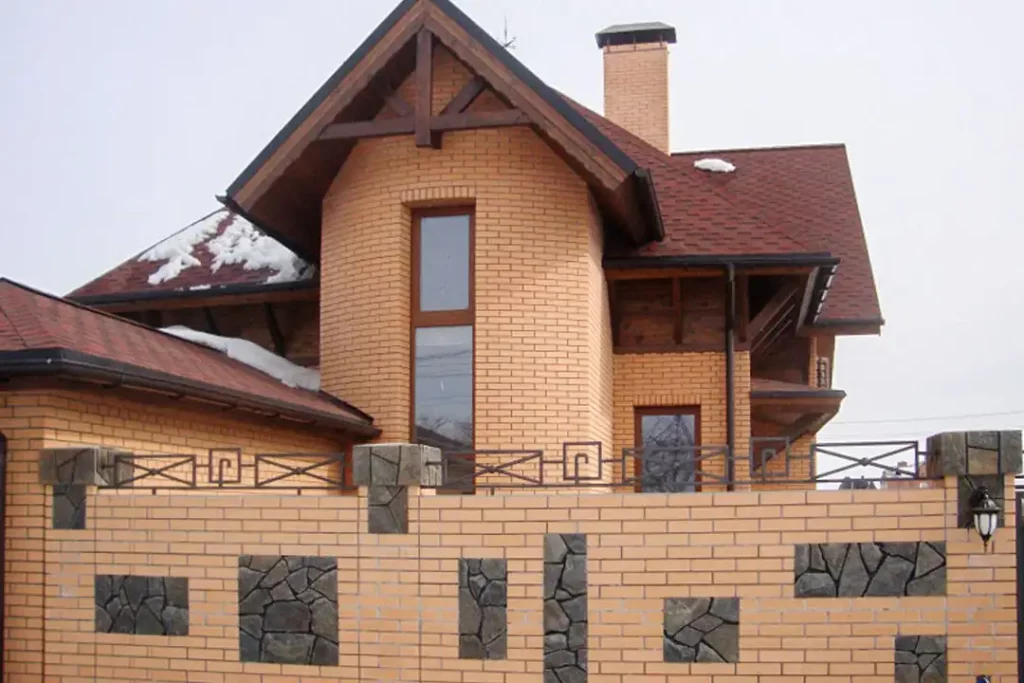 Дом из кирпича соломенного Старый Оскол